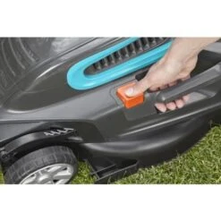 GARDENA Tagliaerba Elettrico A Filo PowerMax 1800 W - Larghezza Taglio 42 Cm (5042-20) 7 GARDENA Tagliaerba Elettrico A Filo PowerMax 1800 W - Larghezza Taglio 42 Cm (5042-20) -Cura Del Prato 59667596 3