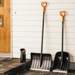 Fiskars SPARGITORE PER SEMI E FERTILIZZANTI DA 2,3LT - MODELLO SOLID - 1057076 -Cura Del Prato 91735964 3